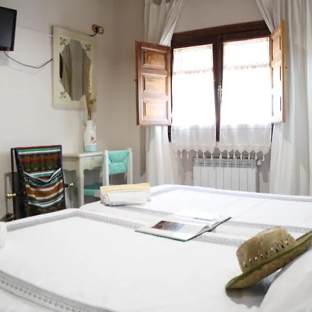 Y La Canada En Monfrague