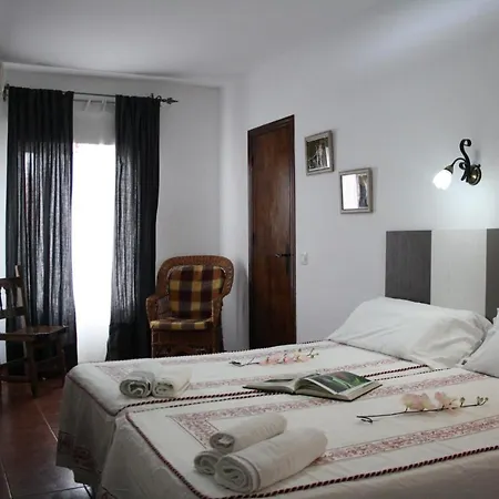 Y Habitacionesla Canada Monfrague * Torrejon el Rubio